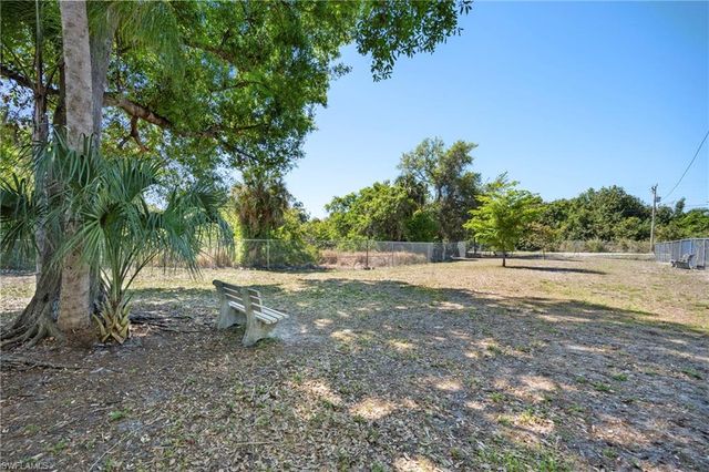 5503 Port RD, North Fort Myers, FL 33917