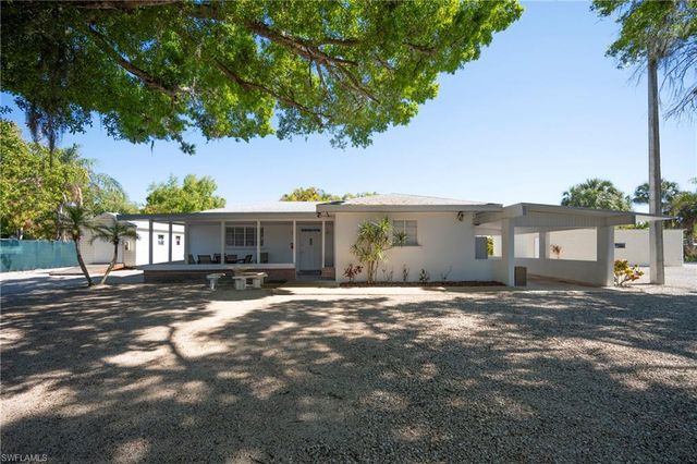 5503 Port RD, North Fort Myers, FL 33917