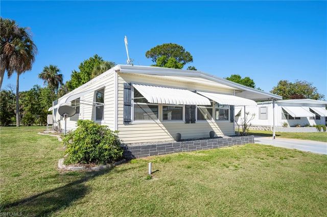 5503 Port RD, North Fort Myers, FL 33917