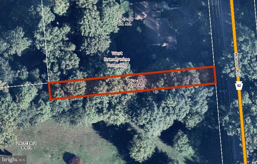 2738 MANOR RD, Coatesville, PA 19320