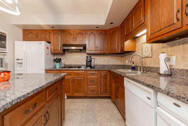 16177 Branchwood Lane, Granger, IN 46530