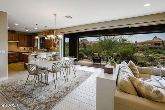 10260 E WHITE FEATHER Lane 1041, Scottsdale, AZ 85262