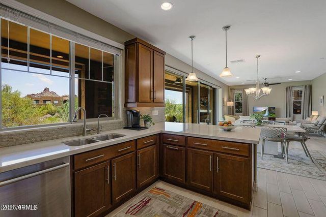 10260 E WHITE FEATHER Lane 1041, Scottsdale, AZ 85262