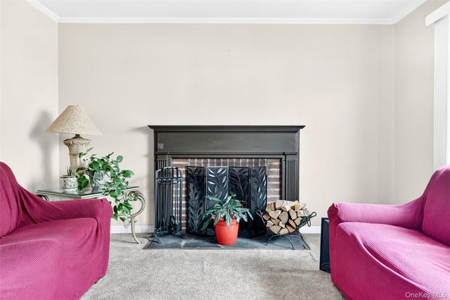 10 Sciortino Place, White Plains, NY 10607