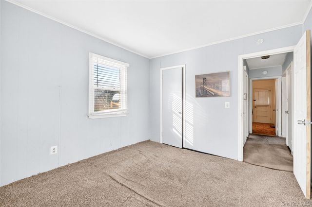 10 Sciortino Place, White Plains, NY 10607