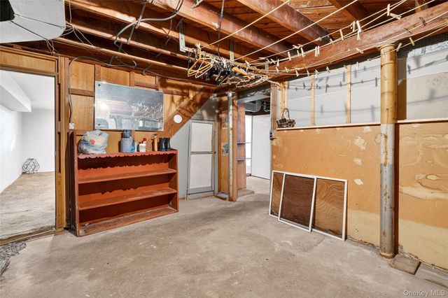 10 Sciortino Place, White Plains, NY 10607