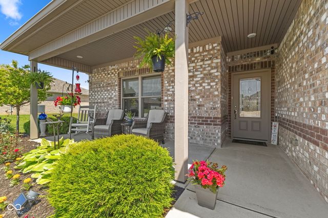 10049 N Mill Run Drive, Monrovia, IN 46157
