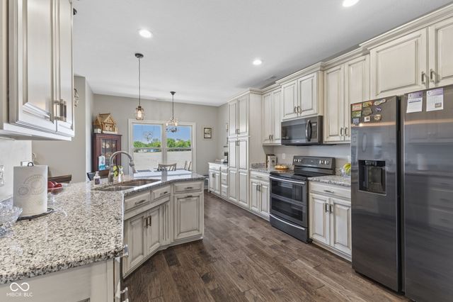 10049 N Mill Run Drive, Monrovia, IN 46157
