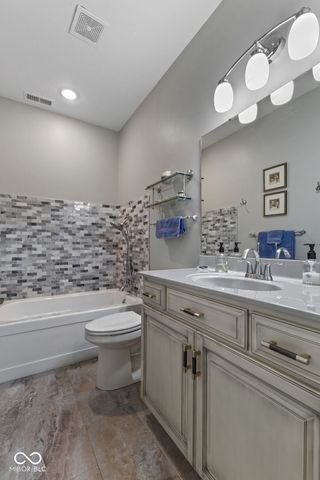 10049 N Mill Run Drive, Monrovia, IN 46157
