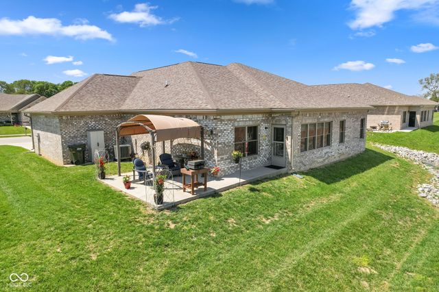10049 N Mill Run Drive, Monrovia, IN 46157
