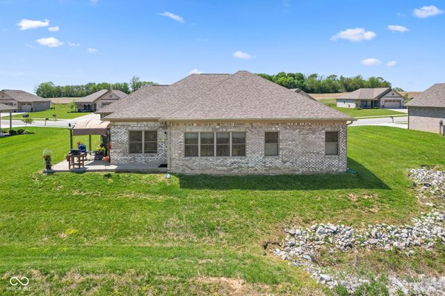 10049 N Mill Run Drive, Monrovia, IN 46157