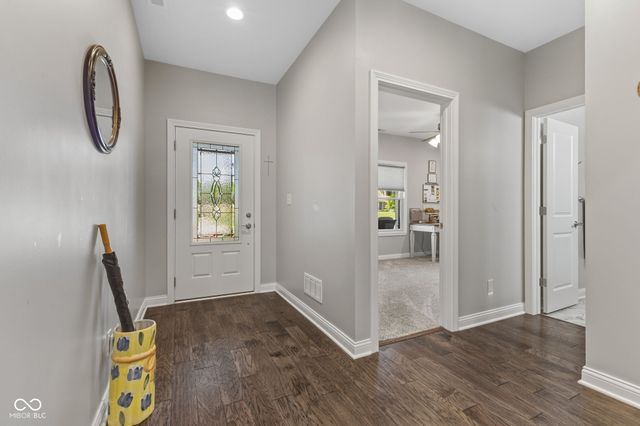 10049 N Mill Run Drive, Monrovia, IN 46157