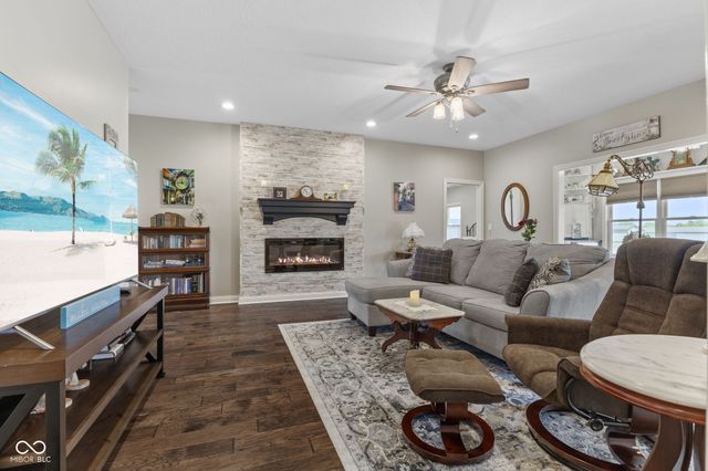 10049 N Mill Run Drive, Monrovia, IN 46157