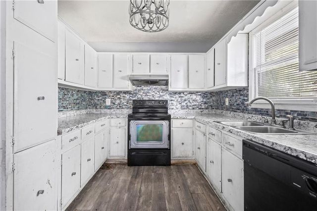 4176 Indian Forest Road, Stone Mountain, GA 30083