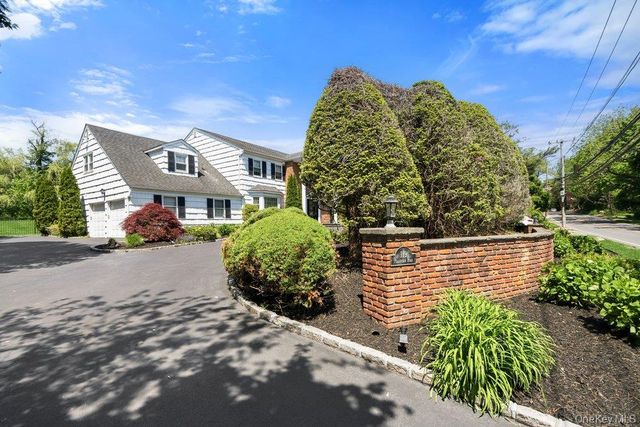 119 Plainview Road, Woodbury, NY 11797