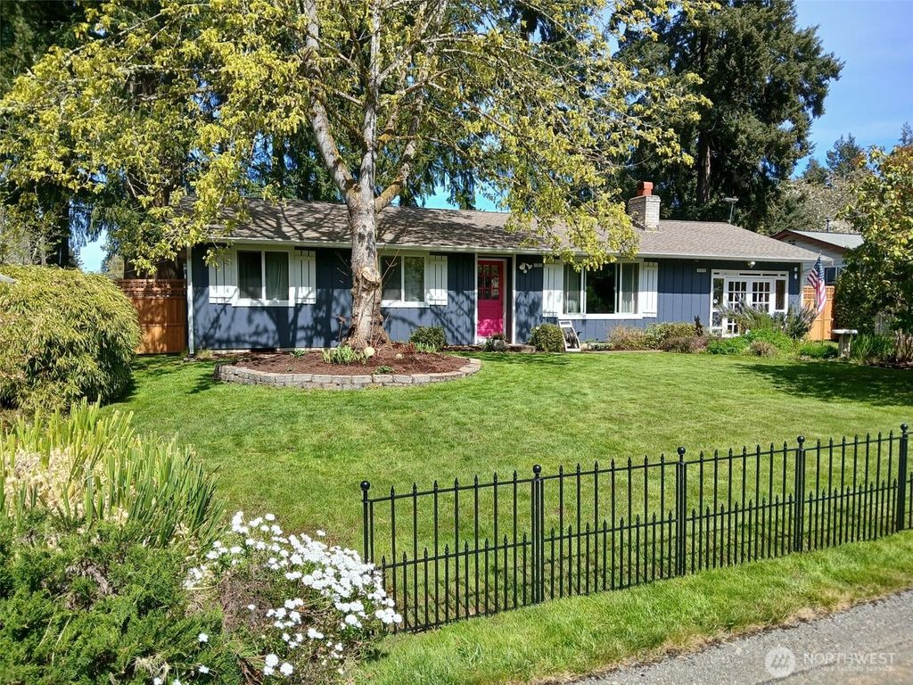 11513 108th Street SW, Tacoma, WA 98498