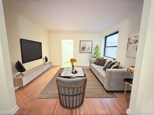112-25 34 Avenue H, Corona, NY 11368