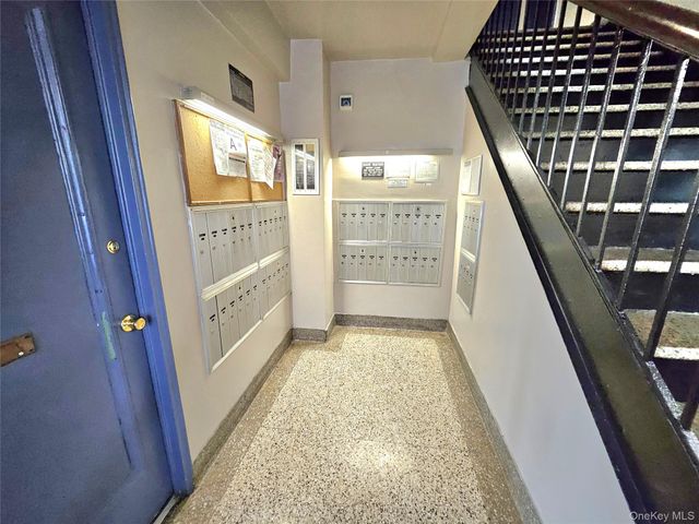 112-25 34 Avenue H, Corona, NY 11368