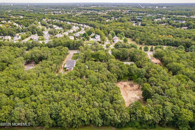 2264 Whitesville Road, Toms River, NJ 08755