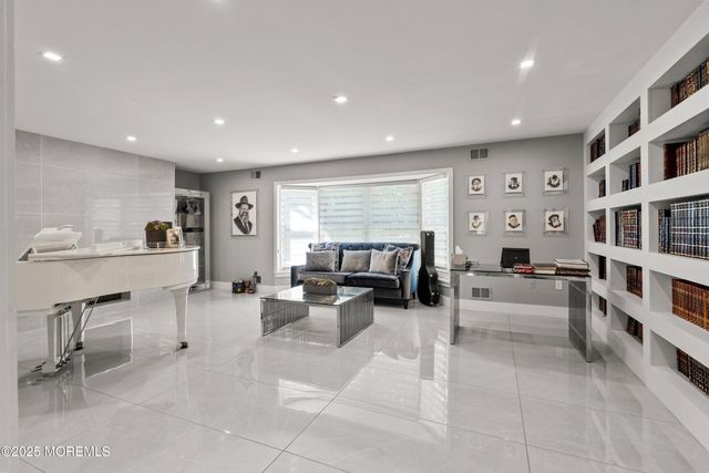 2264 Whitesville Road, Toms River, NJ 08755