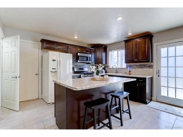 19609 Rosewood Ct, Parker, CO 80138