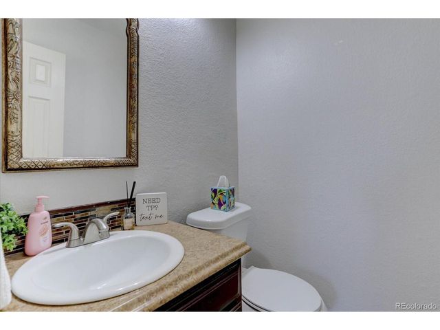 19609 Rosewood Ct, Parker, CO 80138