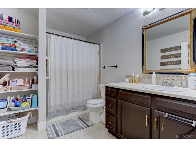 19609 Rosewood Ct, Parker, CO 80138