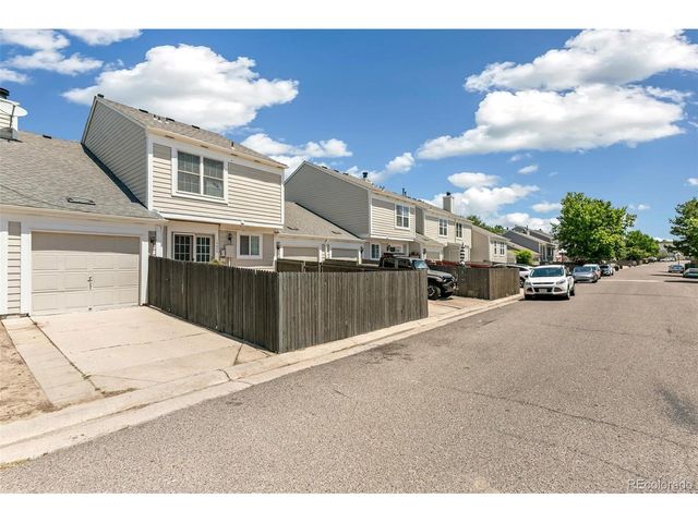 19609 Rosewood Ct, Parker, CO 80138