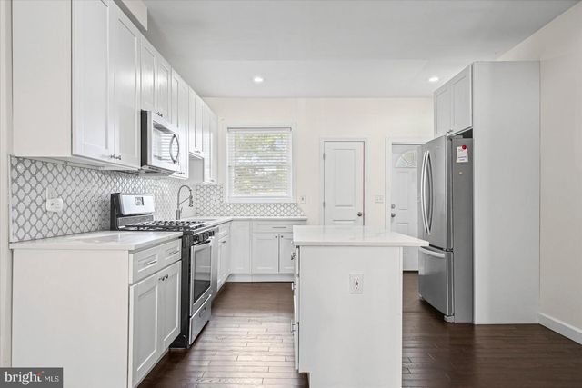 609 MCKEWIN AVE, Baltimore, MD 21218