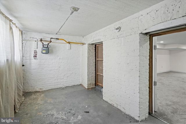 609 MCKEWIN AVE, Baltimore, MD 21218