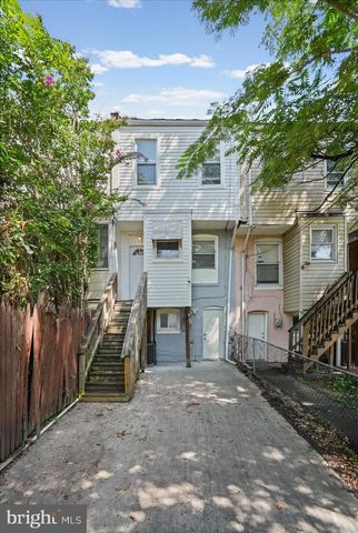 609 MCKEWIN AVE, Baltimore, MD 21218