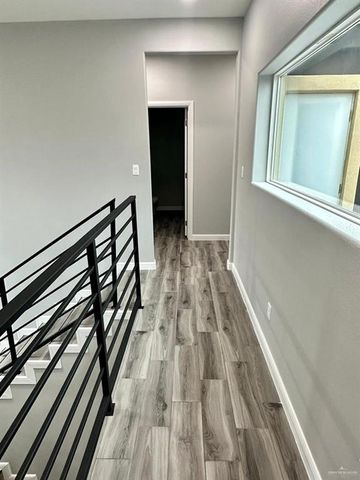 5402 N Crown Point, Pharr, TX 78577