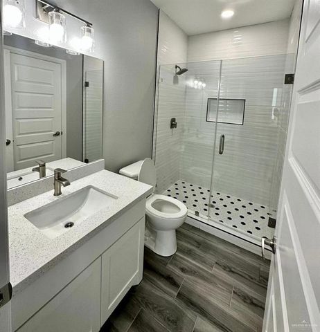 5402 N Crown Point, Pharr, TX 78577