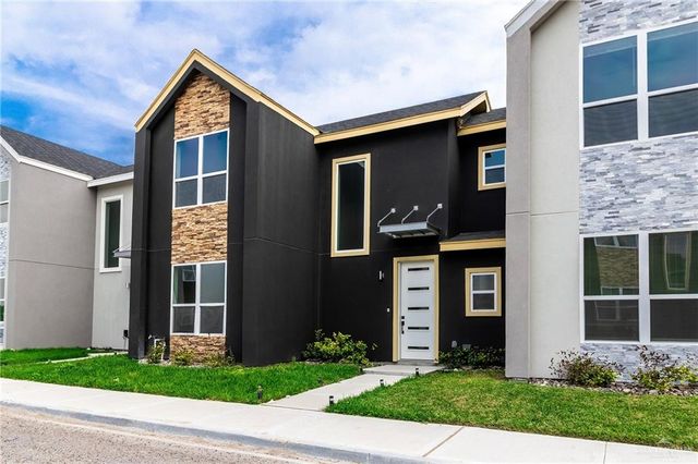 5402 N Crown Point, Pharr, TX 78577