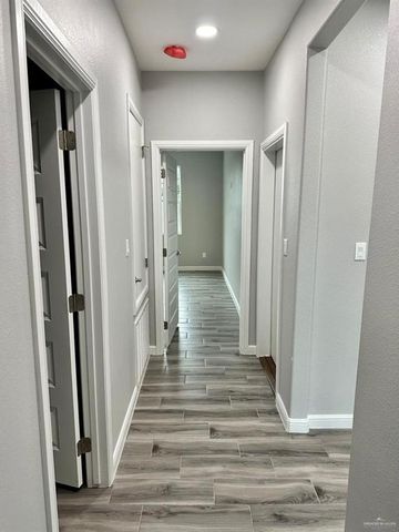 5402 N Crown Point, Pharr, TX 78577