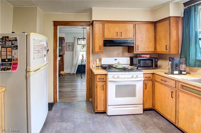 507 W Smith, Medina, OH 44256