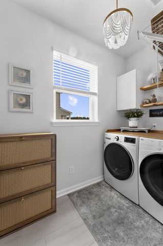 1078 Wading Point Boulevard, Huger, SC 29450