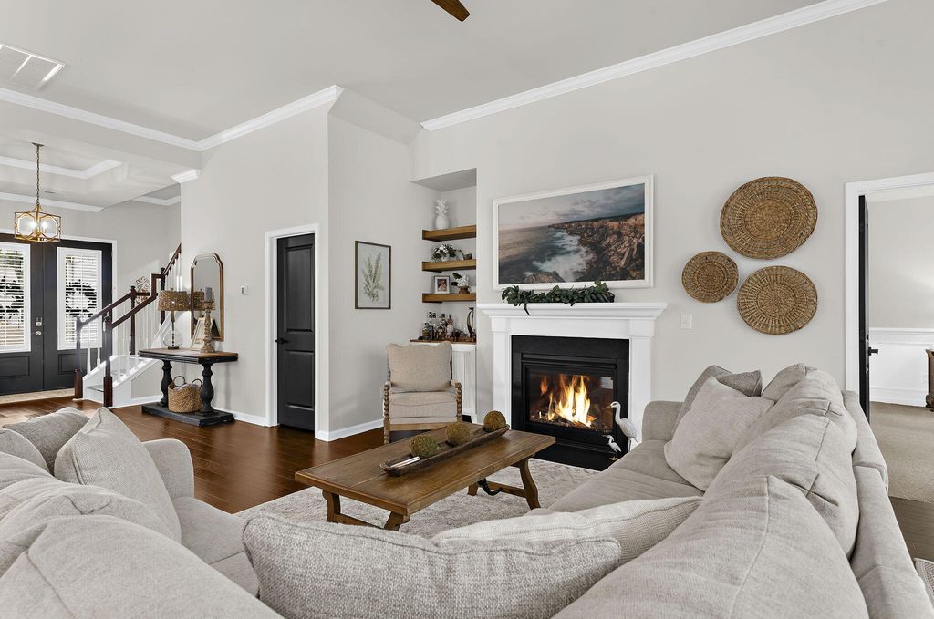 Image 6 of property listing at 1078 Wading Point Boulevard, Huger, SC 29450