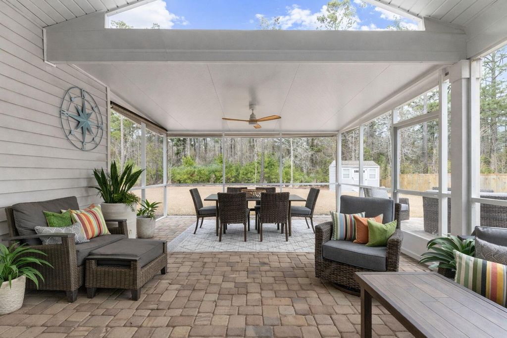 Image 8 of property listing at 1078 Wading Point Boulevard, Huger, SC 29450