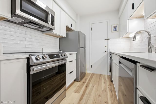 2401 Euclid Heights Boulevard, Cleveland Heights, OH 44106
