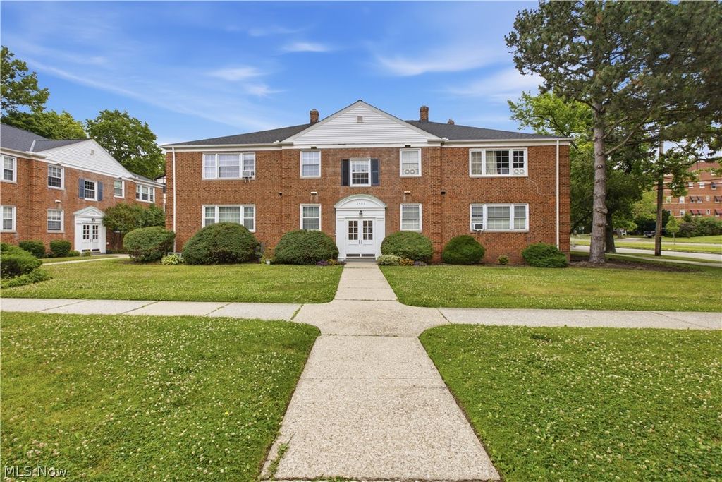 2401 Euclid Heights Boulevard, Cleveland Heights, OH 44106