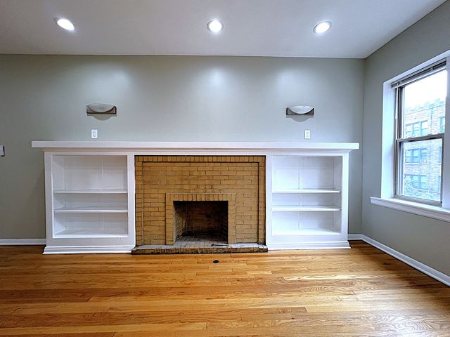 7433 N HOYNE Avenue 2, Chicago, IL 60645