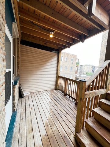 7433 N HOYNE Avenue 2, Chicago, IL 60645