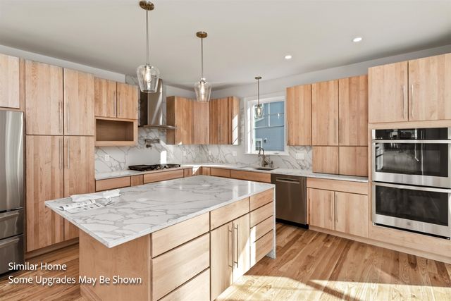 45 Shearwater Drive, Portsmouth, NH 03801