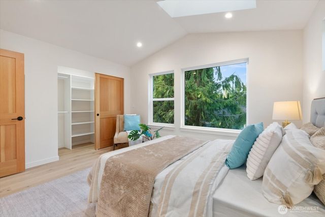 3704 NE 137th Street, Seattle, WA 98125
