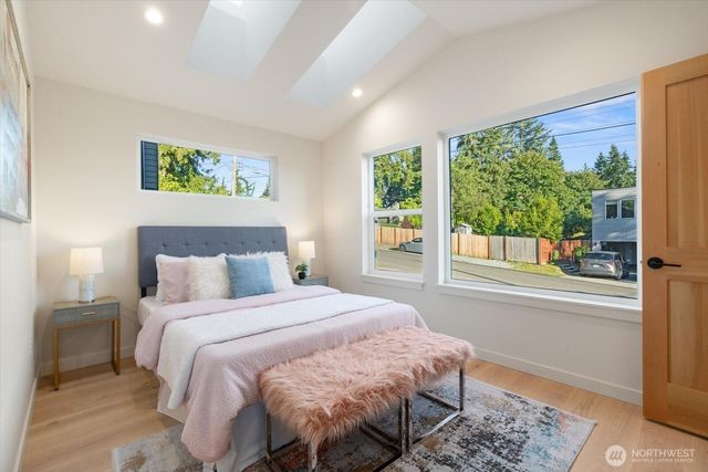 3704 NE 137th Street, Seattle, WA 98125