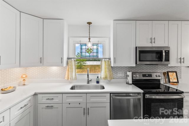 158 Baxter Road, Cherryville, NC 28021