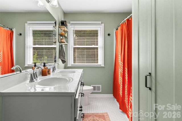 158 Baxter Road, Cherryville, NC 28021