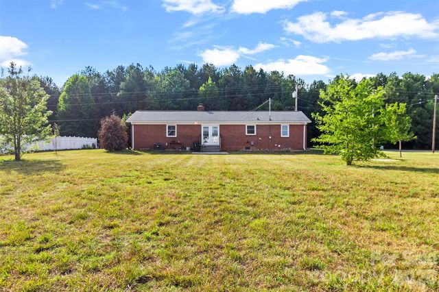 158 Baxter Road, Cherryville, NC 28021