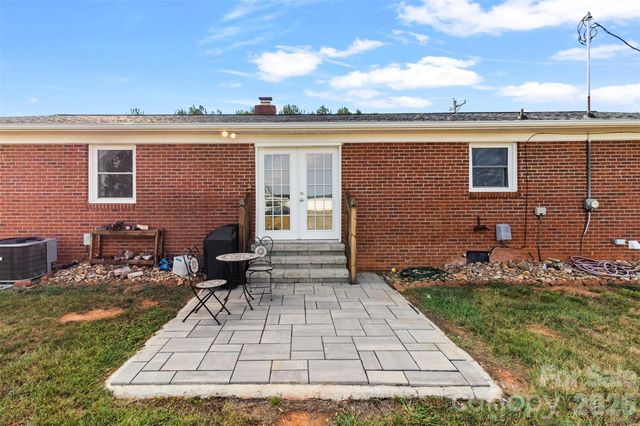 158 Baxter Road, Cherryville, NC 28021